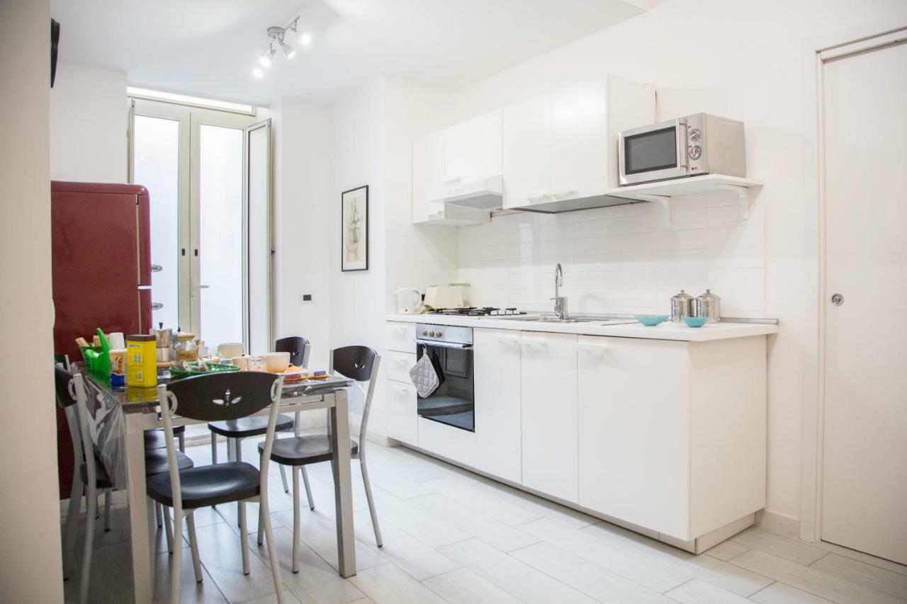 Hauber House Apartment เนเปิลส์ ภายนอก รูปภาพ