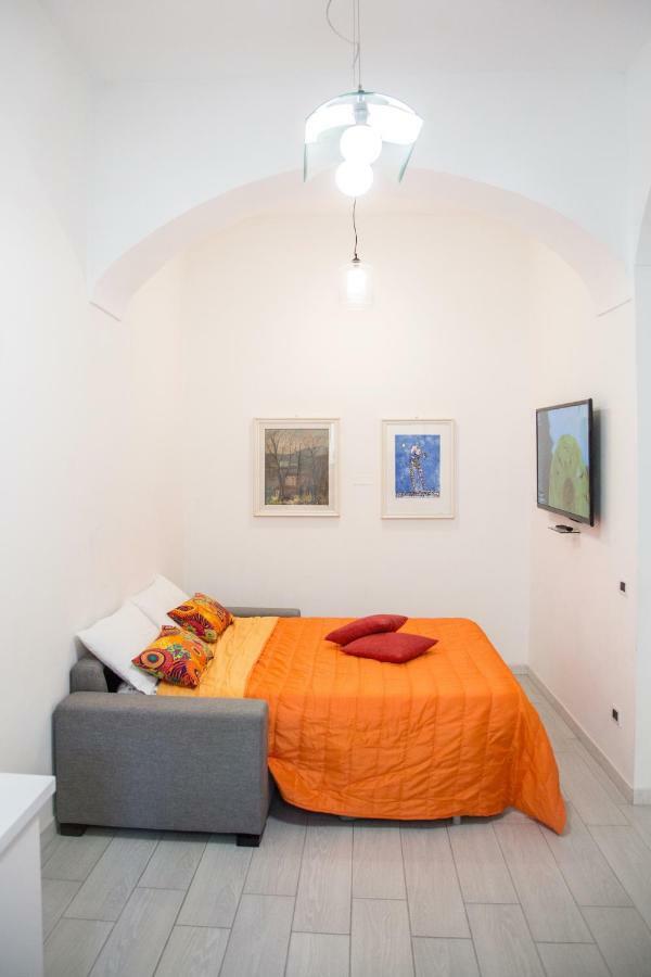 Hauber House Apartment เนเปิลส์ ภายนอก รูปภาพ