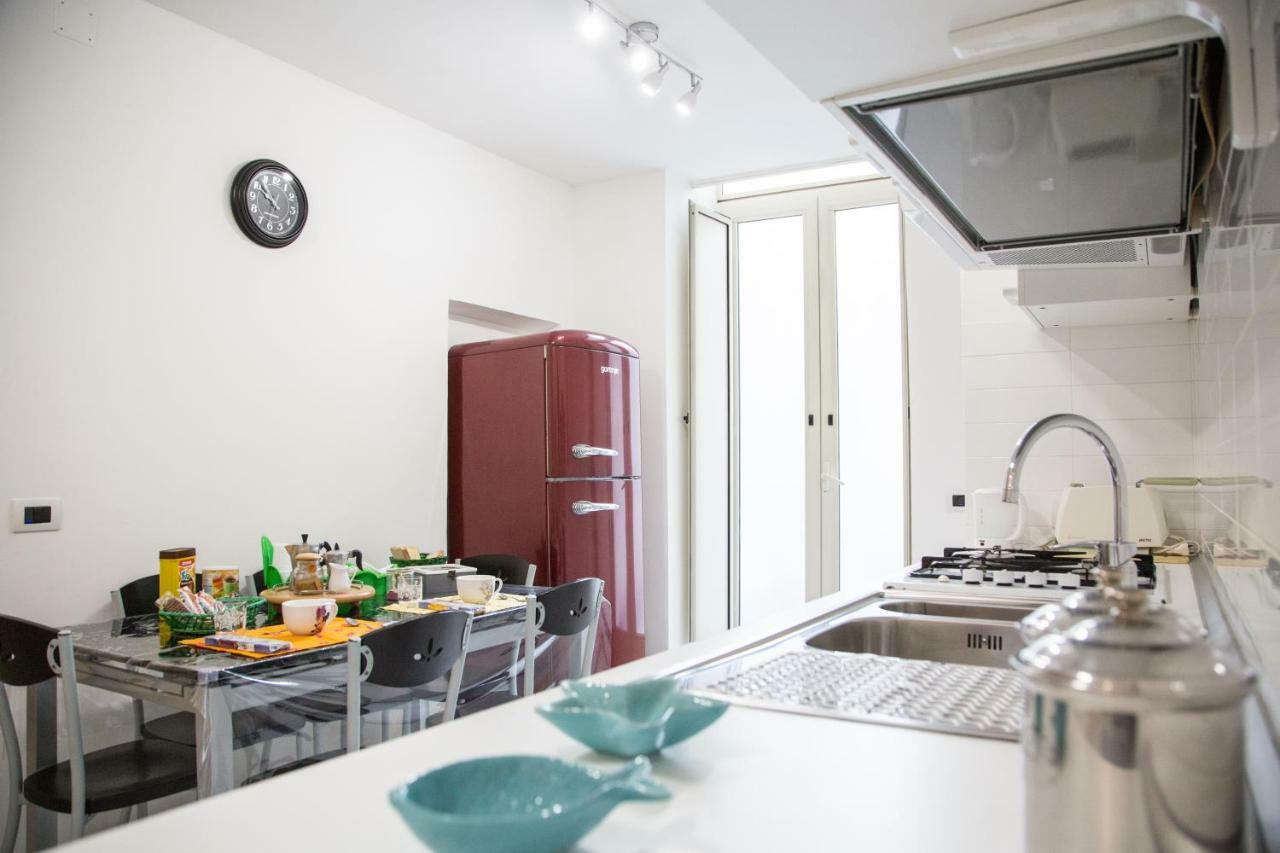 Hauber House Apartment เนเปิลส์ ภายนอก รูปภาพ