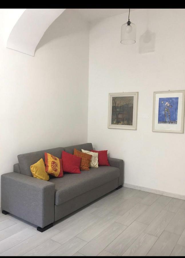 Hauber House Apartment เนเปิลส์ ภายนอก รูปภาพ